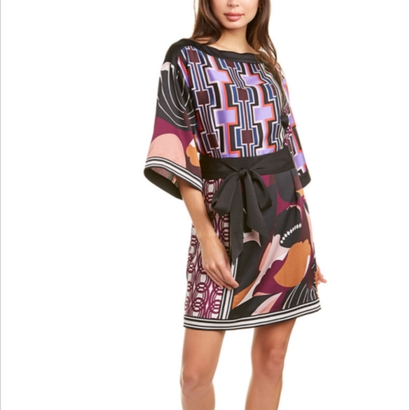 Trina Turk Dresses & Skirts - Shift Dress